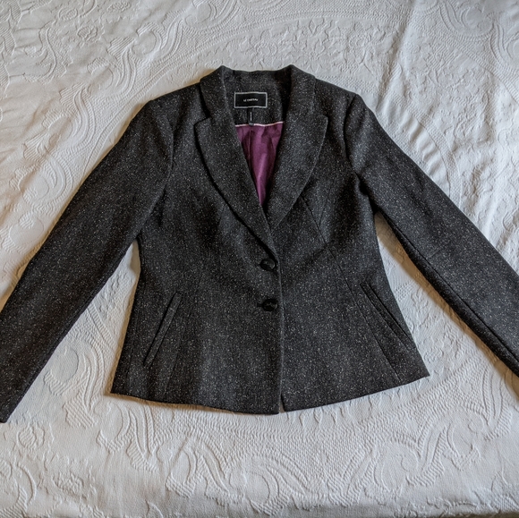 Le Chateau Blazer - Picture 2 of 5